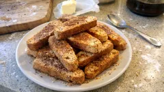 シナモン香る「ビスコッティ・アッラ・カンネッラ」—生地を冷やしてきれいに焼くコツ