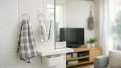 100均フィルムリングフックで小物が散らからない、浮かせる収納の始め方