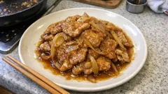 すき焼きのたれで味が決まる：調味料ほぼ3つの簡単生姜焼き