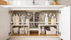 100均つっぱり棒で洗面台下収納を2段化する簡単手順