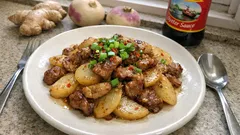 蕪がとろっと甘い、豚こまとオイスターソースのさっと炒めごはん