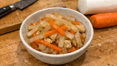 短冊切りで火通り早め：大根とにんじんのやさしい煮物（油揚げ入り）